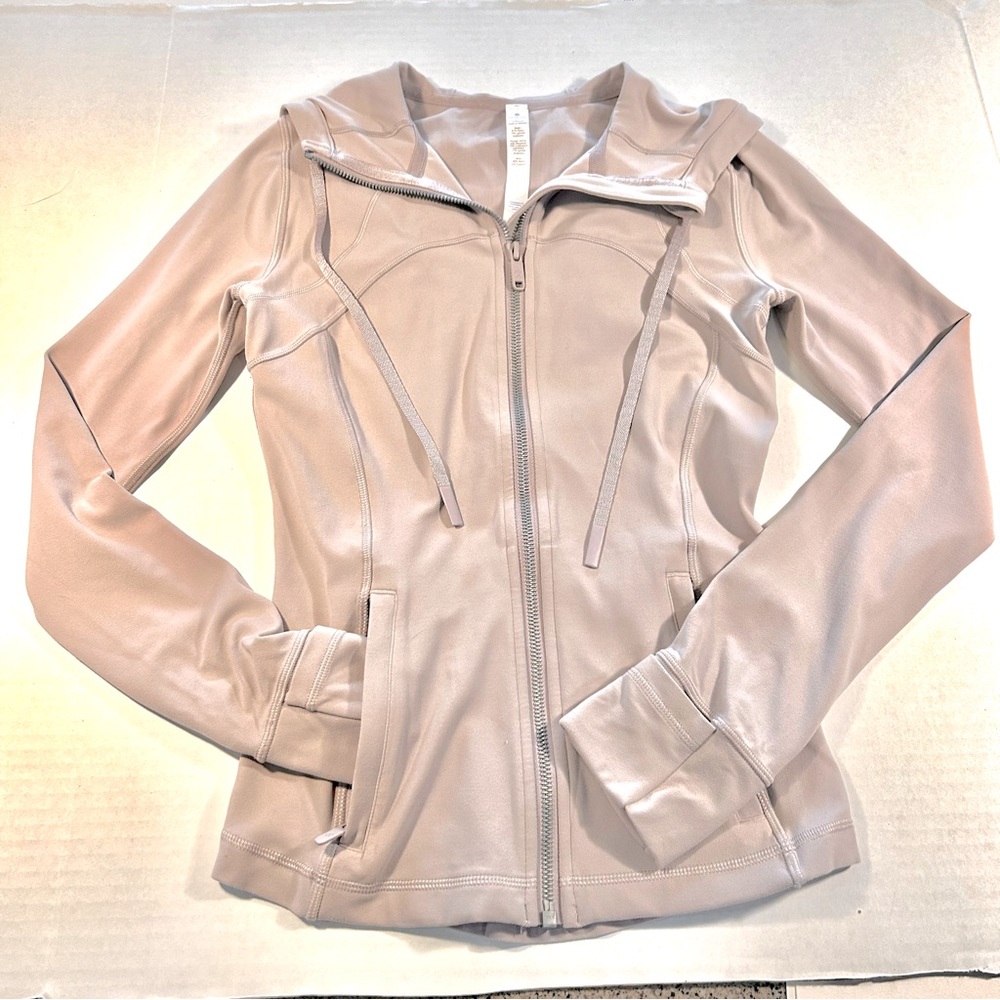 Lululemon Lilac Hooded Zip-up - Size 4